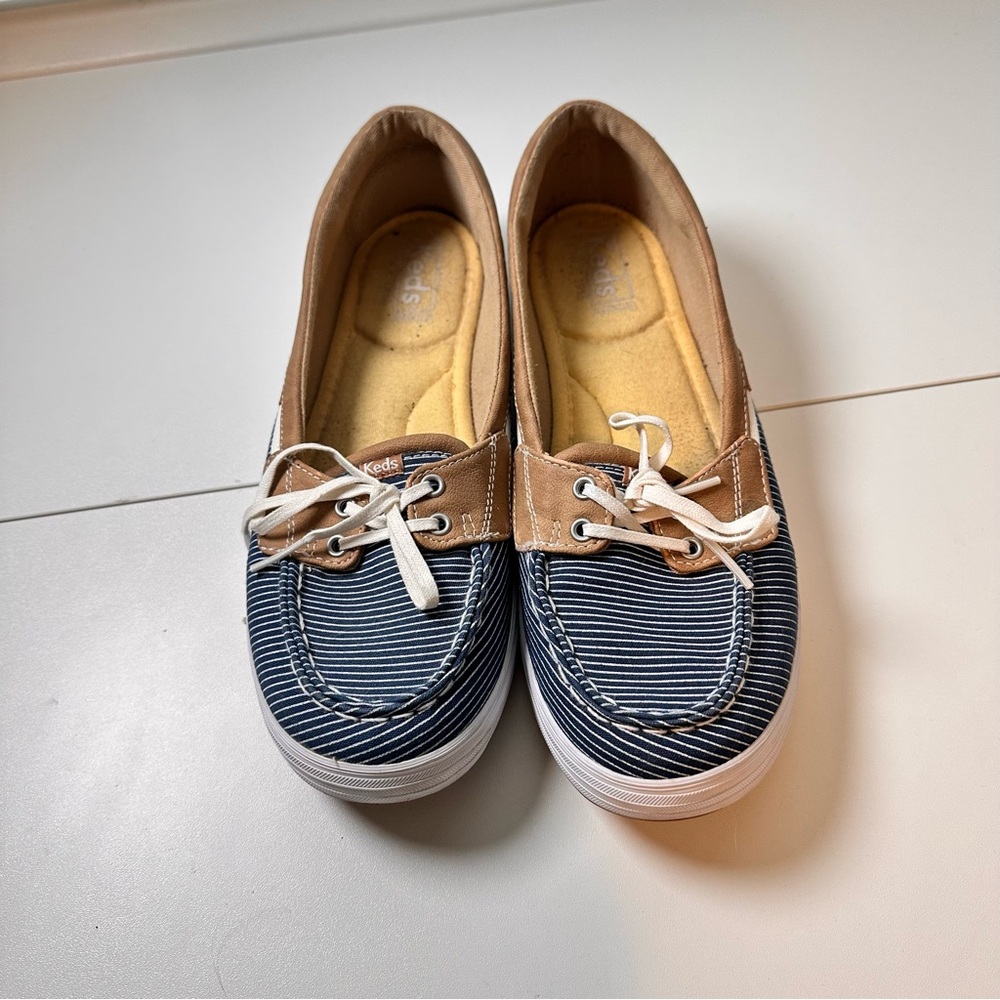 Keds women’s memory foam Ortholite Antimicrobial Glimmer boat shoes,